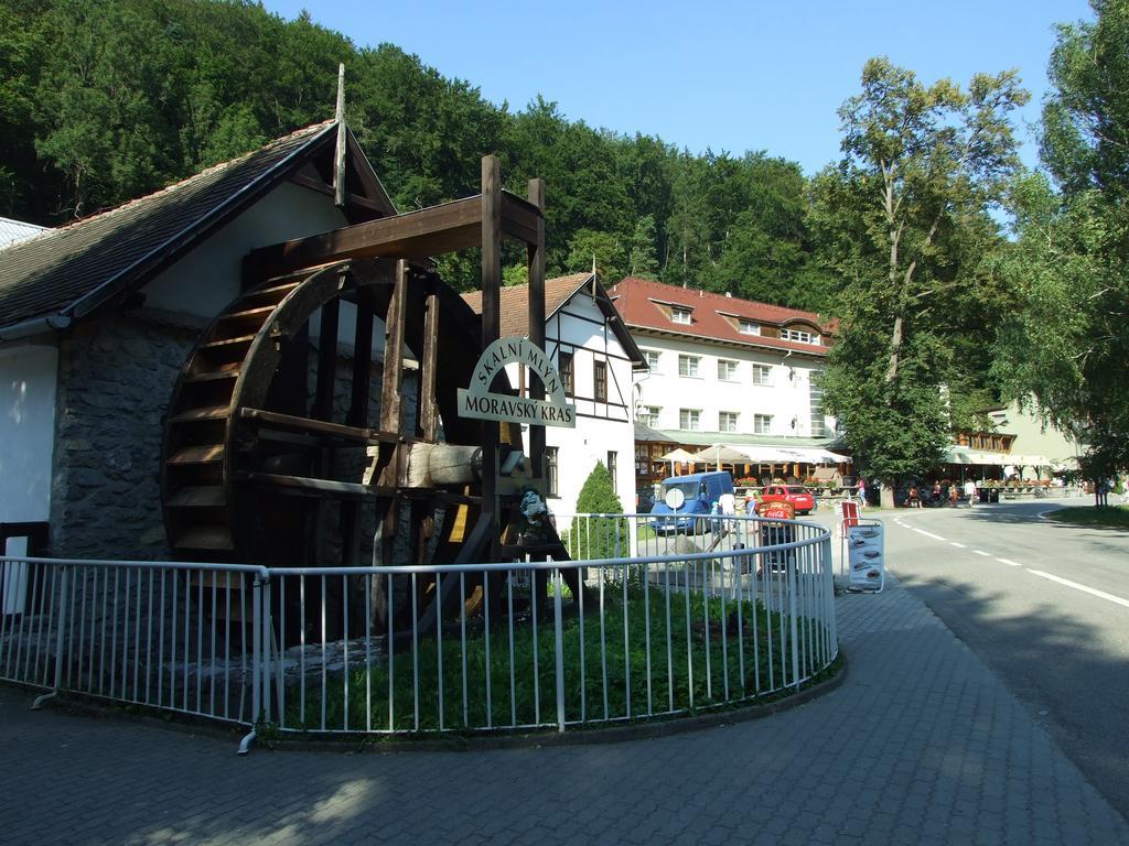 Apartment Techov Бланско Екстер'єр фото
